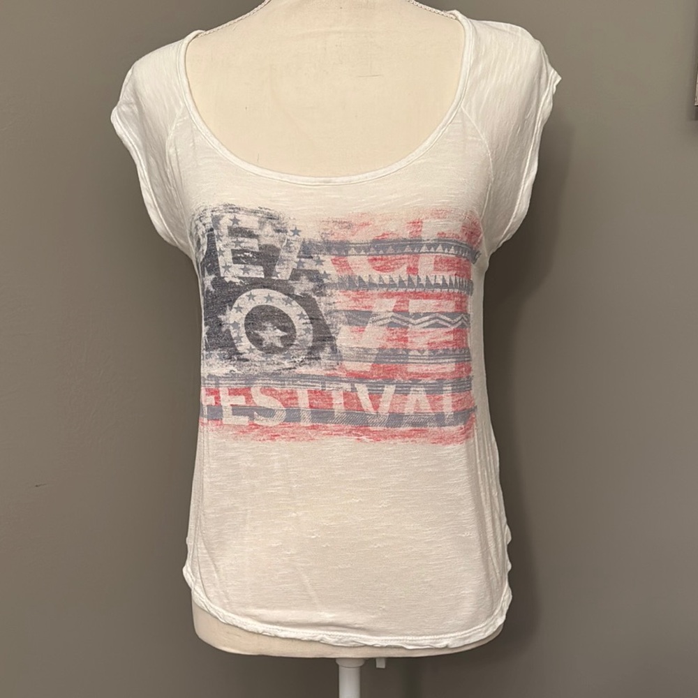 Red Camel Cream and Red Graphic Cap Sleeve Tee